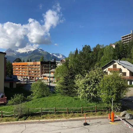 Apartment 4 Personnes Aux Pieds Des Pistes Le Champame Wifi Netflix Les Deux Alpes